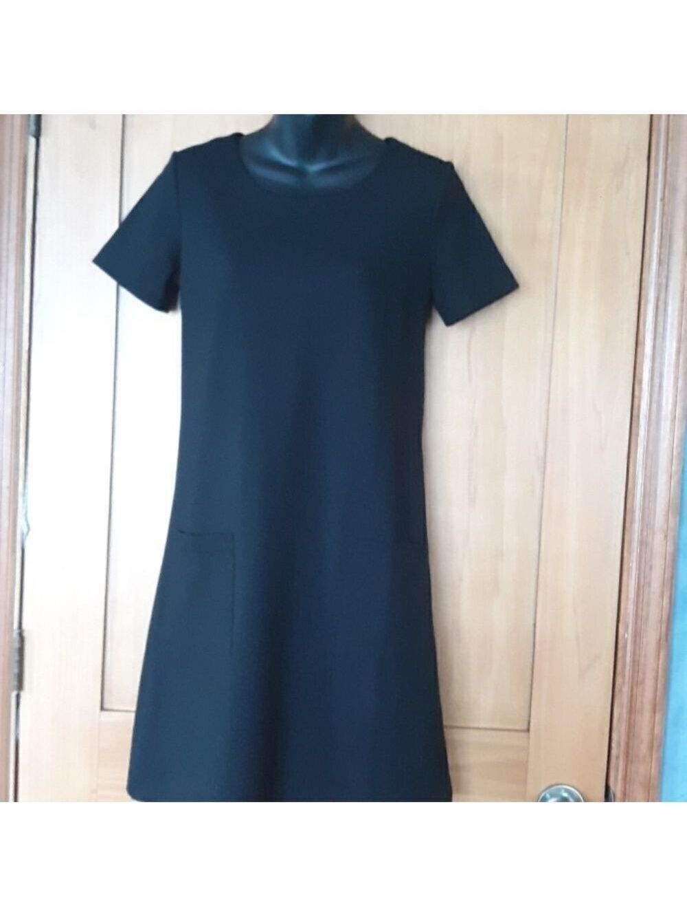 Gap black dress